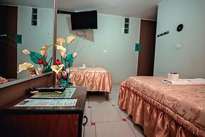 Hostal Spring II