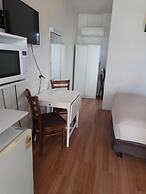 Aromet Motor Inn