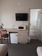 Aromet Motor Inn