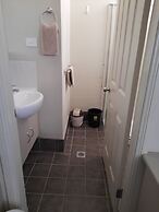 Aromet Motor Inn