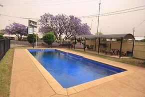 Aromet Motor Inn