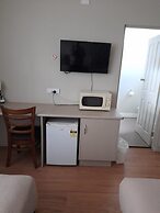 Aromet Motor Inn