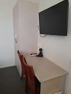 Aromet Motor Inn