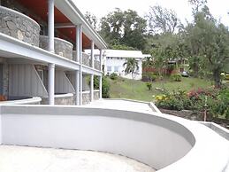 Spring Gardens Resort