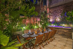 Casa Romance Escondido