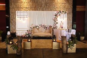 Alta D' Tagaytay Hotel