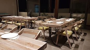 Hotel Sumaditya
