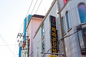 Paragon Motel