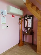 Red Praha Pension