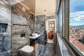 Royal Suites Sky
