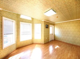 Modern Hill Pension