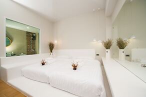 Jowa Hotel