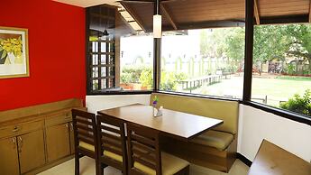 Hotel Rajavihar