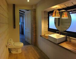 Latica Lodge