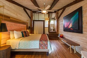 Latica Lodge