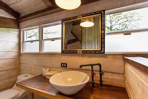 Latica Lodge