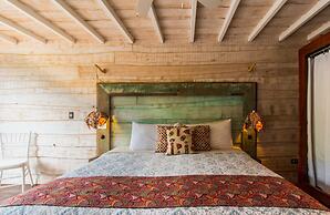 Latica Lodge