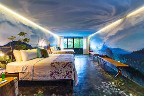 Latica Lodge