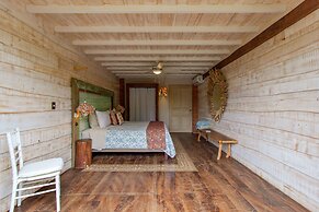 Latica Lodge