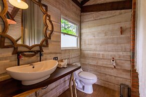 Latica Lodge
