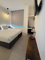 RIOSHOUSE Henley