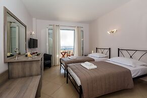 Anesis Hotel
