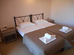 Anesis Hotel