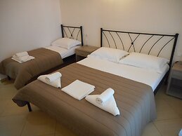 Anesis Hotel