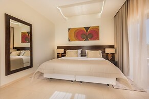 Caneiros Luxury House & Suites
