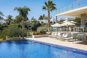 Caneiros Luxury House & Suites