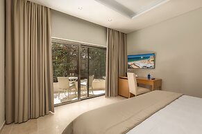 Caneiros Luxury House & Suites