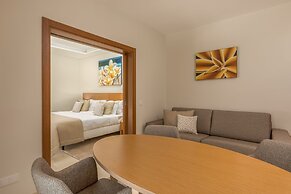 Caneiros Luxury House & Suites
