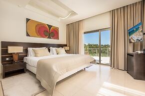 Caneiros Luxury House & Suites