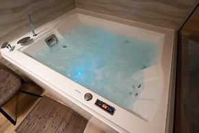 OLYMPUS VIEW Rooms Sauna & Spa
