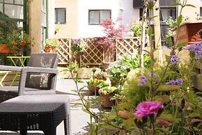 Aloha Hostel