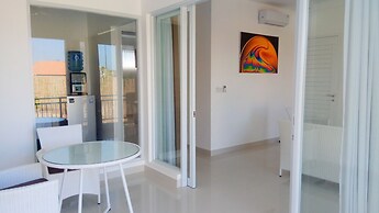 The Bali Bubble