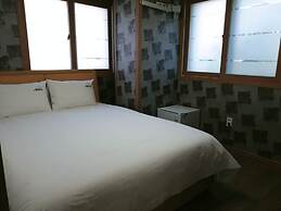 The View Hostel