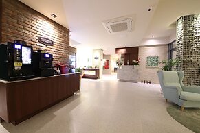Brooks Hotel