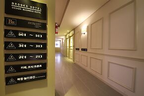 Brooks Hotel