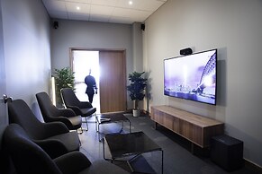 First Hotel The Studio
