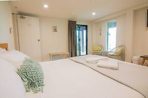 Airlie Guest House