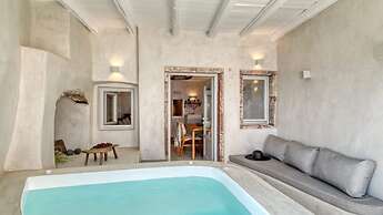 Marble Sun Villa by Caldera Houses
