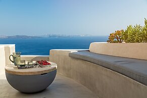 Marble Sun Villa by Caldera Houses