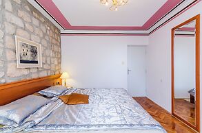 Apartments Nicol