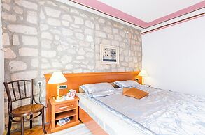 Apartments Nicol