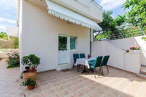 Apartments Mali Paradiso