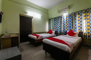 OYO 16396 Riverview Guest House