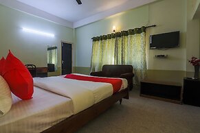 OYO 16396 Riverview Guest House