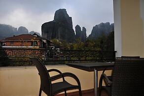 Gogos Hotel