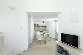 Big Blue Villa by Caldera Houses